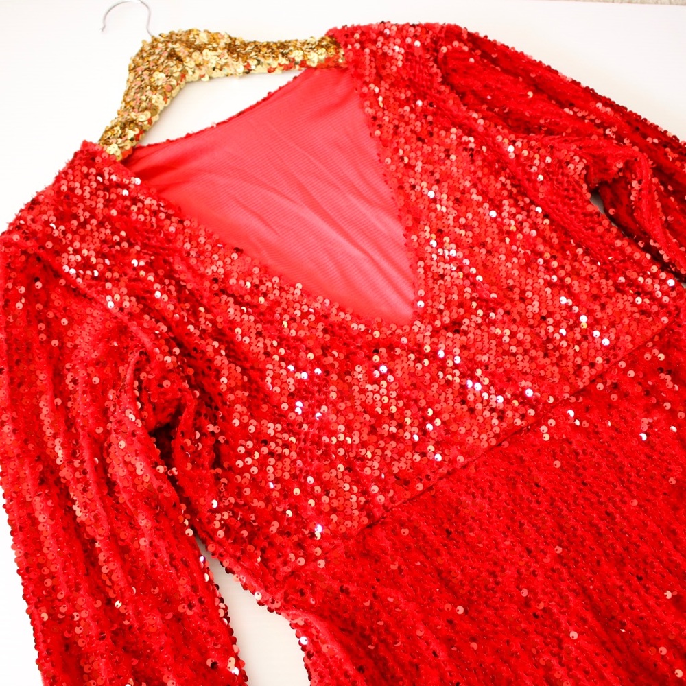 Red Deep V Long Sleeve High Slit Sequin Midi Dress - Picture 7 of 8
